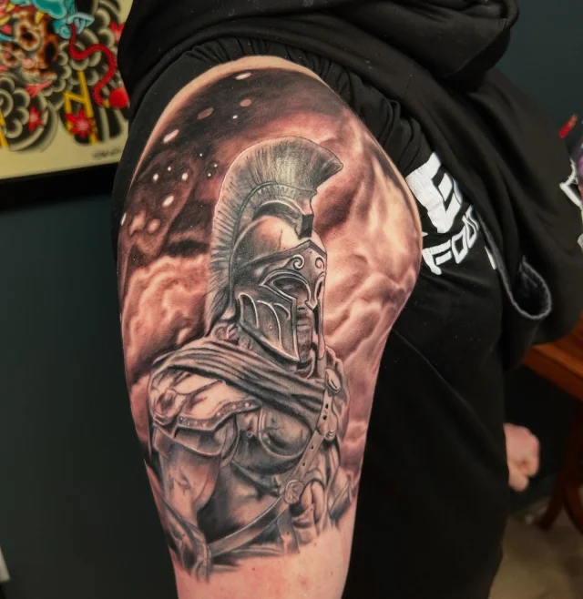 Added some background to my guy Taylors arm this week!  The spartan is healed from last session just had to touch up a few of the darker spots where the cover up landed!  Thanks bud! ⚔️