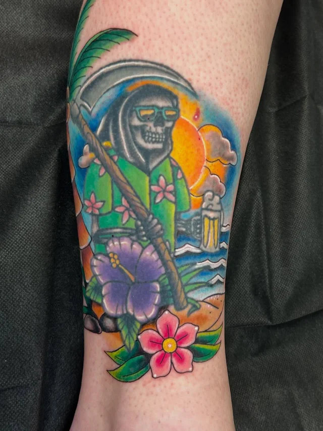 The tropical grim reaper I did a few years ago got some background added to it today!  Had a ton of fun with the original and even more fun adding onto it!  Love doing this type of stuff!  Thank you again so much for making the trip and hanging all day Sarah! 🤙🏻🌴