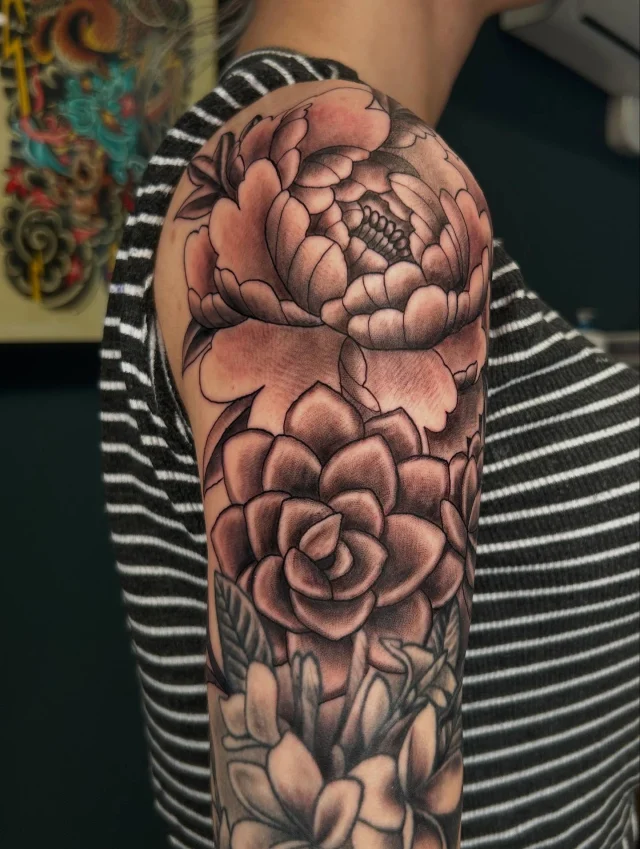 Got to add to @jera.miller arm yesterday!  Said it before and I’ll say it again succulents will be one of my favorite things to tattoo!  Thank you for making the trip Jera!