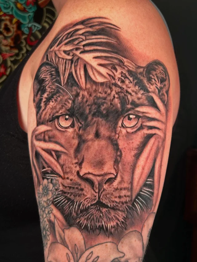 Added this panther to @jewelzw_14 arm today!  Thanks so much for the trust and great conversations!