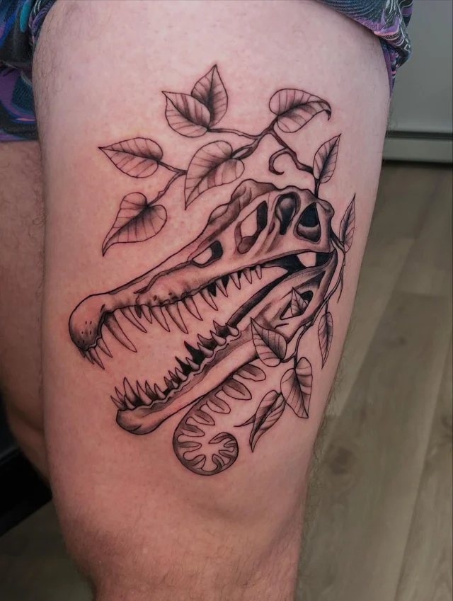 Forgot to post this one from awhile back!  Super fun piece of a Spinosaurus skull and foliage!