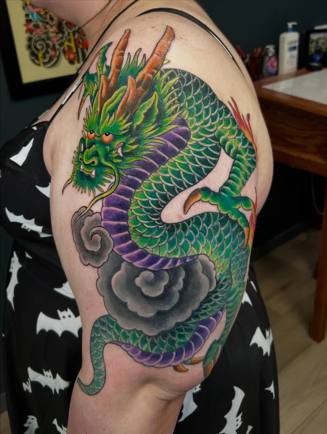 Thank you so so much for the patience and trust on this multi session coverup Savannah!  You are a tough cookie and I am super stoked on how this piece has turned out thus far!  Still have a few sessions to go for some background but nonetheless fortunately we were able to cover what was there!  Swipe ➡️ to the last photo to see the original piece we covered!  Thanks again! 🐉 🤙🏻