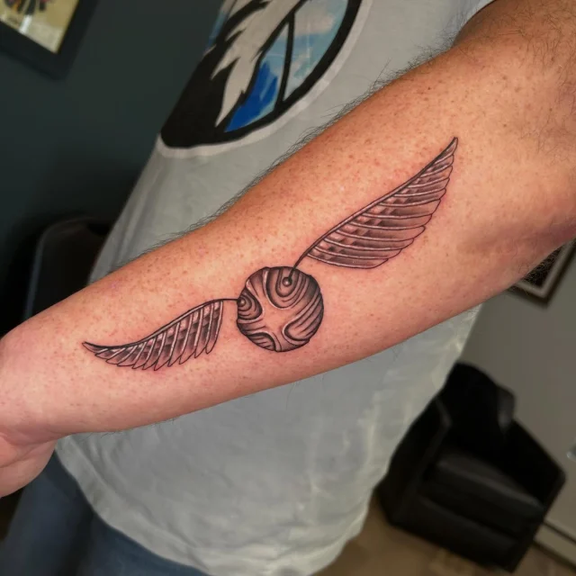 Fun one from awhile back!  Thank you @csurprenant89 for coming in and getting this! ⚡️