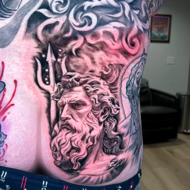 Thank You so much @zritt8 for the trust, opportunity, and dedication on getting some of your last larger pieces of real estate filled!  This was a challenging area for sure but I appreciate your patience and always sitting like rock!  We have another session coming up for finish out some areas on this pieces and add to a few other various areas! 🔱